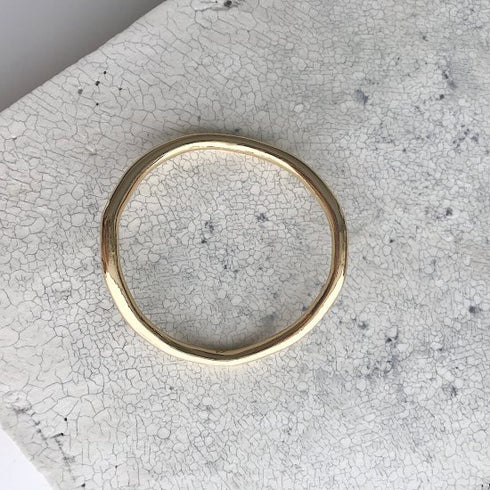 522. wave bangle
