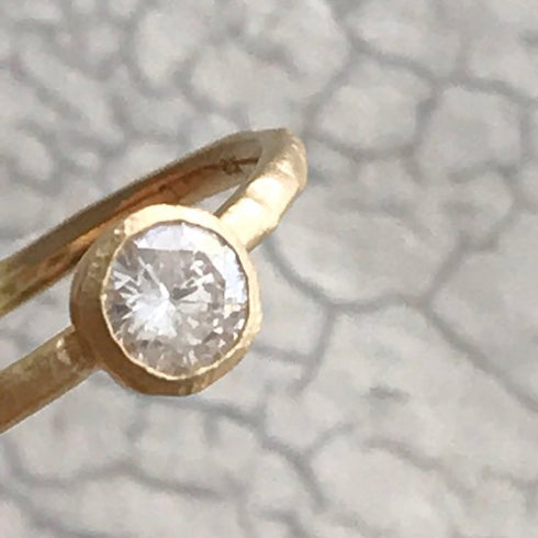 N°5 classy diamond ring 0.3ct