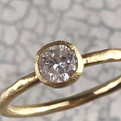 N°5 classy diamond ring 0.3ct