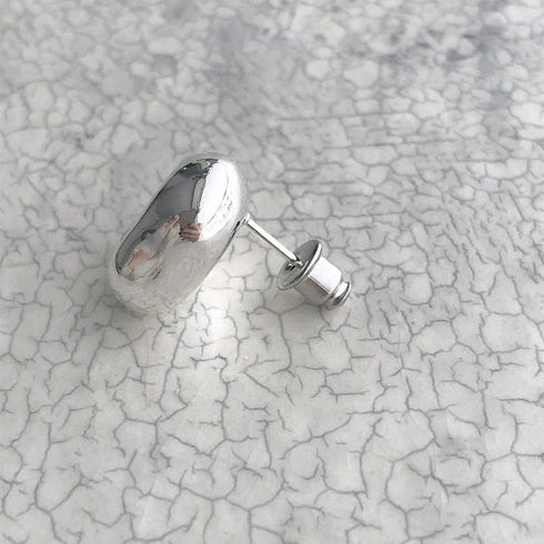 418. mini manon pierce/earring