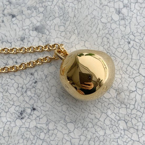 wonky ball necklace