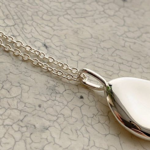 209. mini Manon necklace