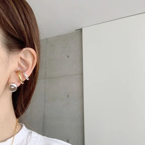 small c earcuff