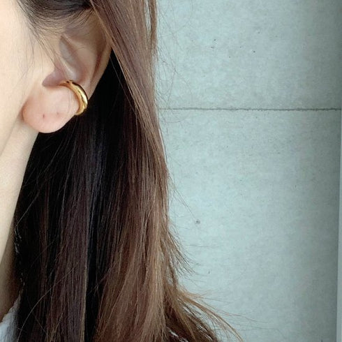 small c earcuff