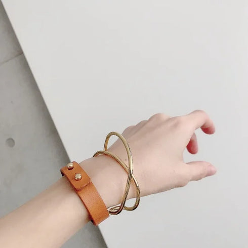 loop bangle