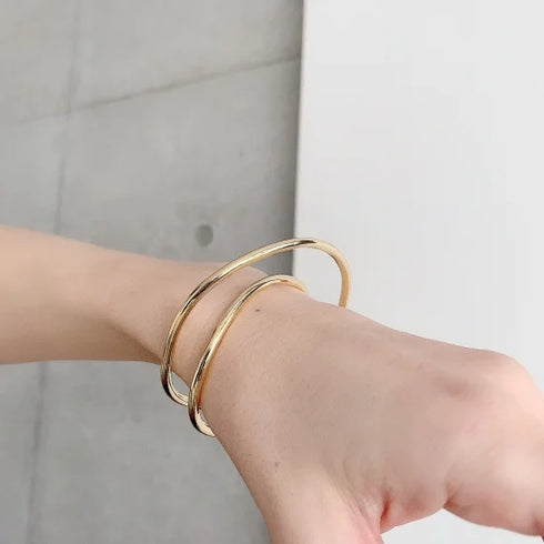 loop bangle