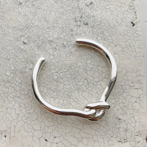 knot bangle