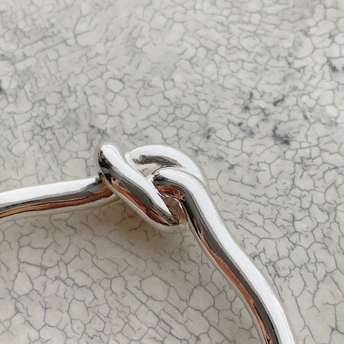 knot bangle