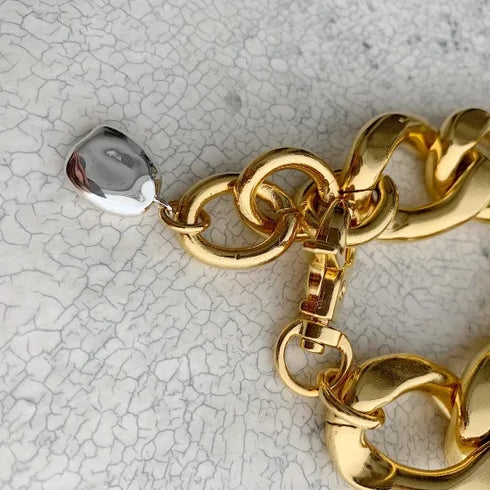 521. luxe chain brace