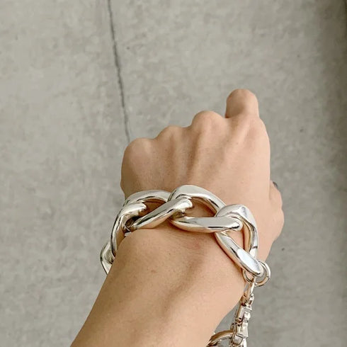 luxe chain brace