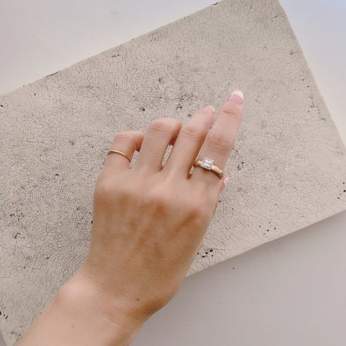 N°18 K18arm princess diamond ring 0.7ct up