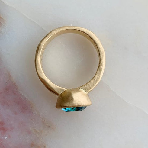 N°24 jewel ring † blue zircon