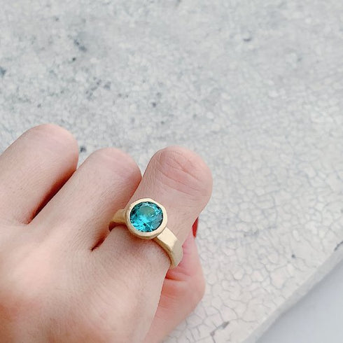 N°24 jewel ring † blue zircon
