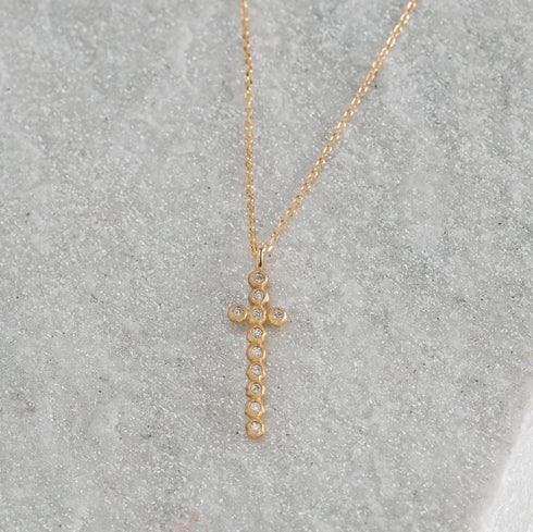 N°28 cross diamond necklace