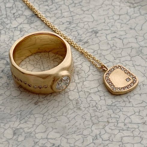 N°30 plate diamond necklace