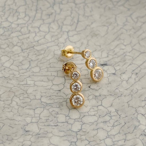 N°32 three dods diamond pierce