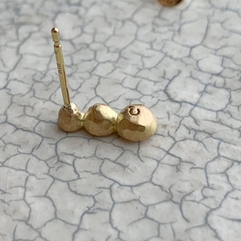 N°32 three dods diamond pierce