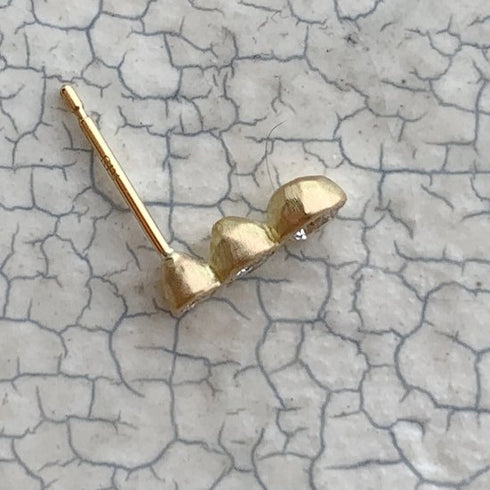 N°32 three dods diamond pierce