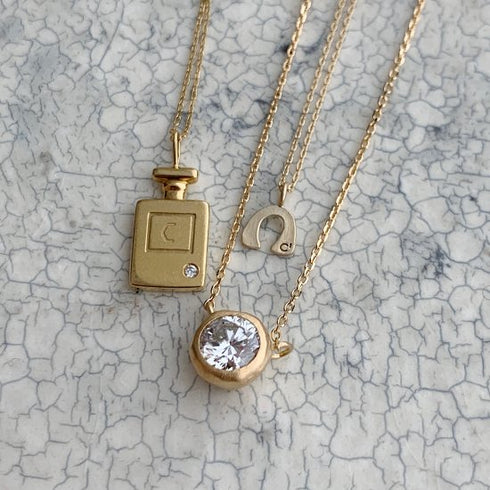 K10YG minimum bonheur necklace