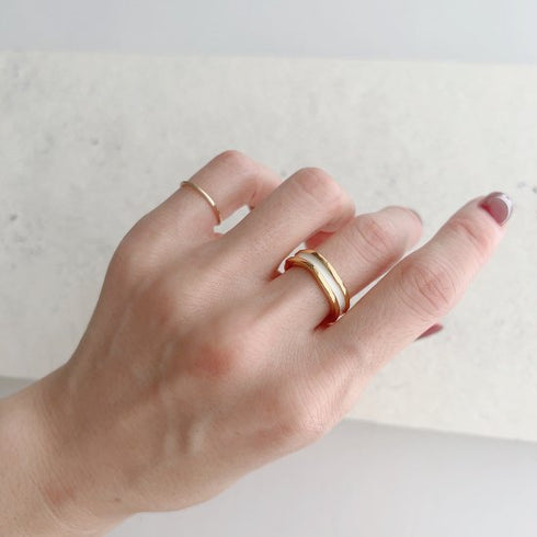 gold bobbin † white