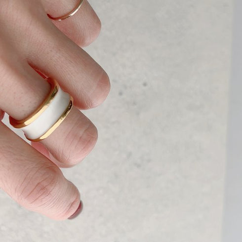 gold bobbin † white