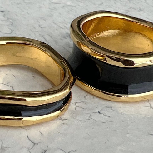 gold bobbin † black