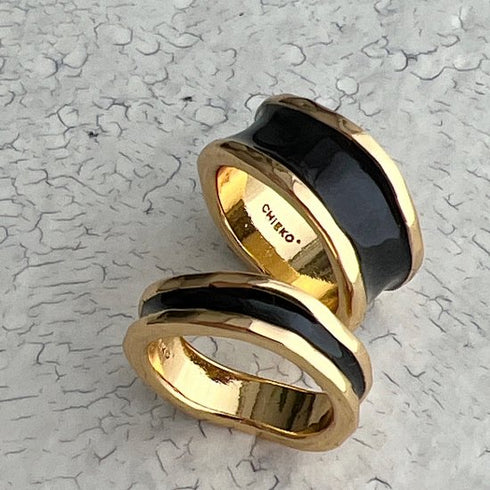 gold bobbin † black