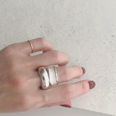 silver bobbin † white