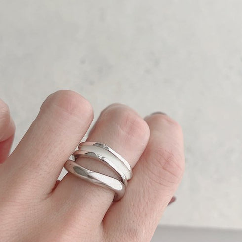 silver bobbin † white