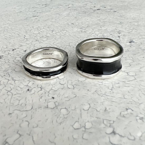 silver bobbin † black