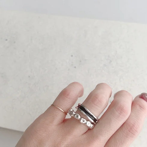 silver bobbin † black