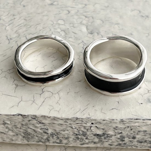 silver bobbin † black