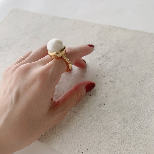 big pearl ring