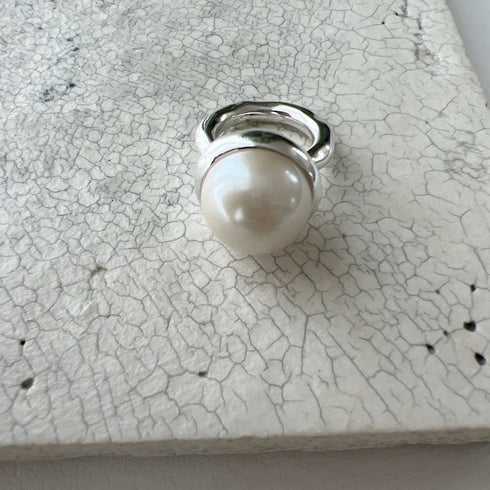 big pearl ring