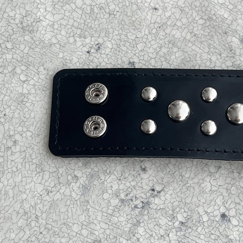 studs leather bangle