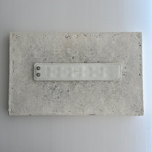 studs leather bangle