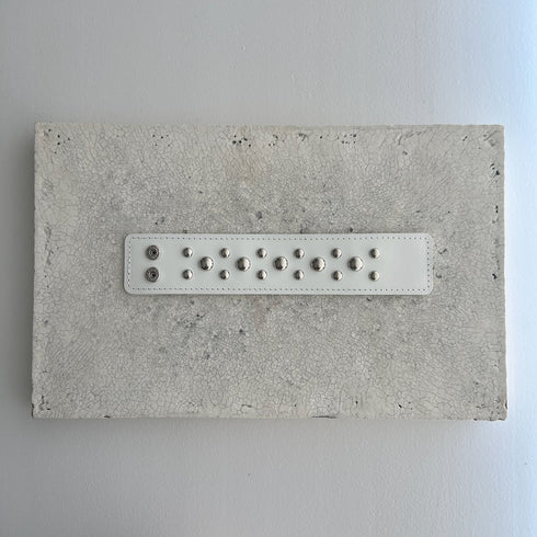 studs leather bangle