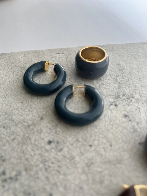 401. Big hoop pierce