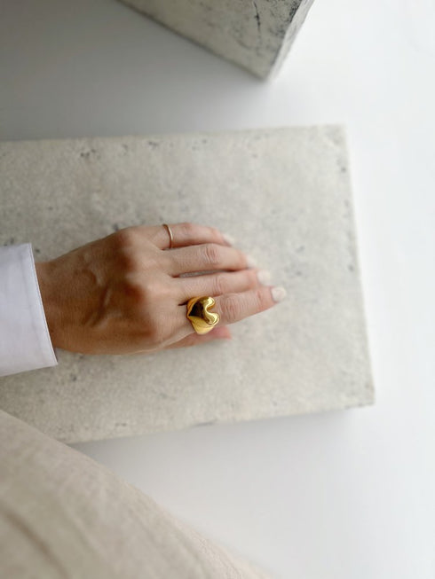 Big heart ring