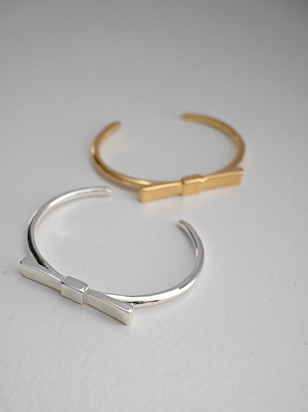 noble ribbon † bangle