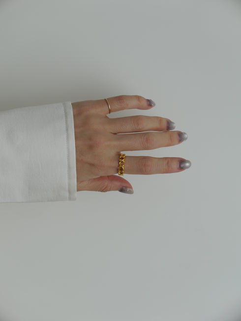 10. bonheur bonheur ring