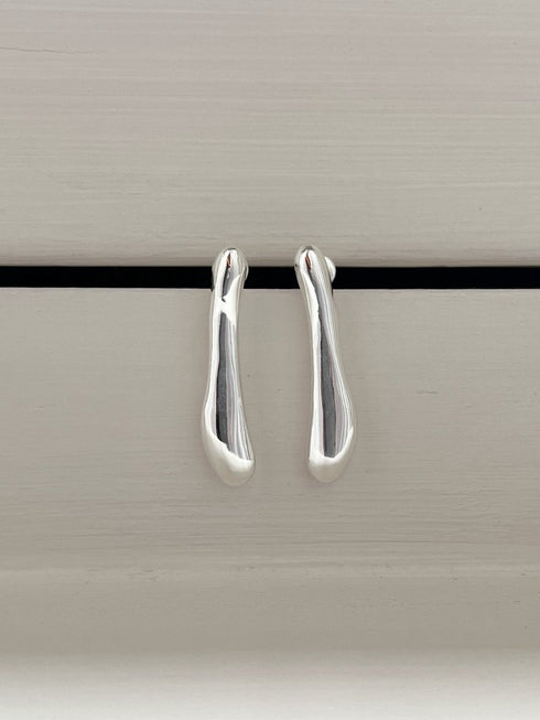 smiley pierce/earring