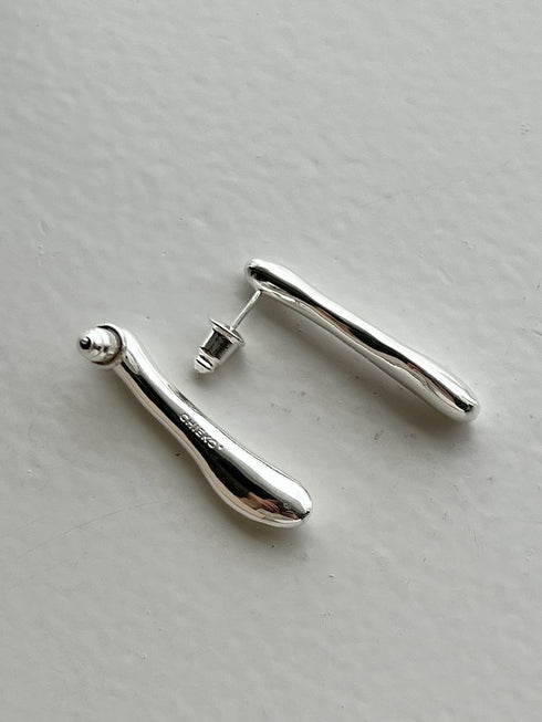 smiley pierce/earring