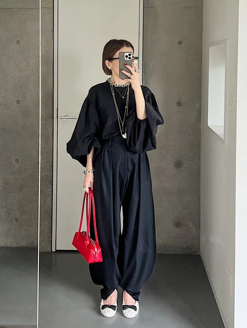 volume sleeve blouse