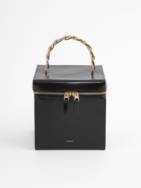 chain handle vanity-01square