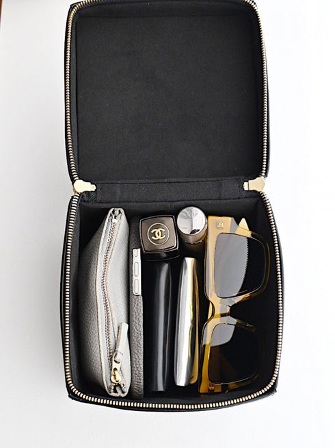 chain handle vanity-01square