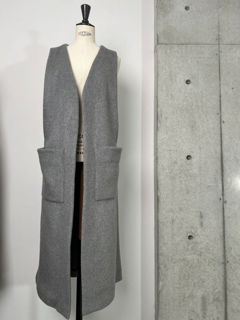 NOBLE lamb wool jilet