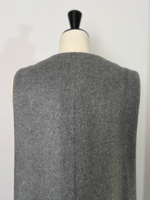 NOBLE lamb wool jilet