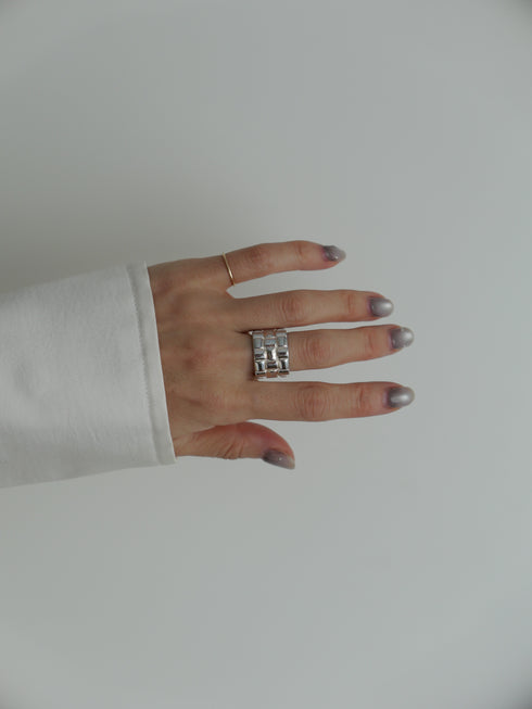 30. tricot ring