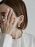 413. caviar pearl pierce/earring